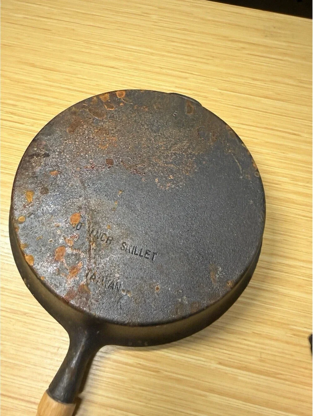 VTG Cast Iron Skillet Frying Pan 10 Inch Wood Handle Helper Tab Rustic Taiwan